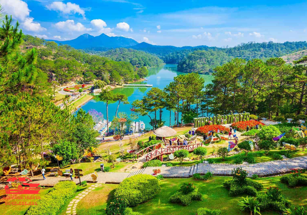 Thuê Xe Đà Lạt Đi Sài Gòn Có Tài Xế