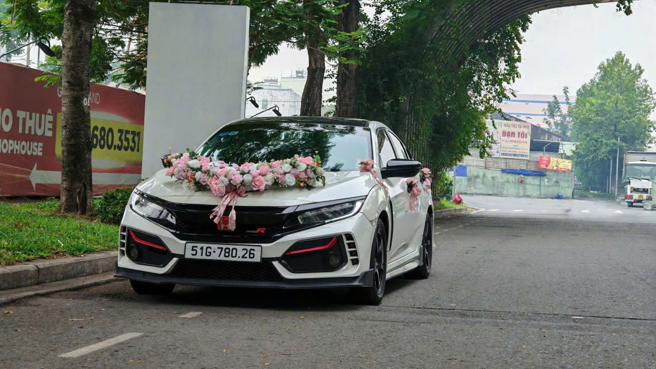 Thuê Xe Hoa Cưới, Hỏi